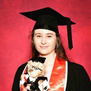 Meet your Posher, Leticia